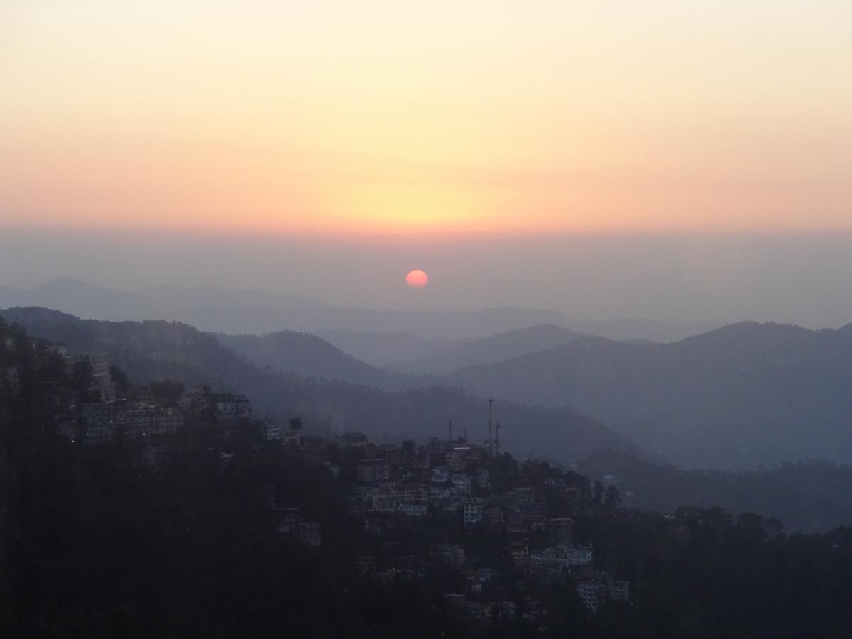 Hotel Dhroov By Mystical Views Shimla Exteriör bild